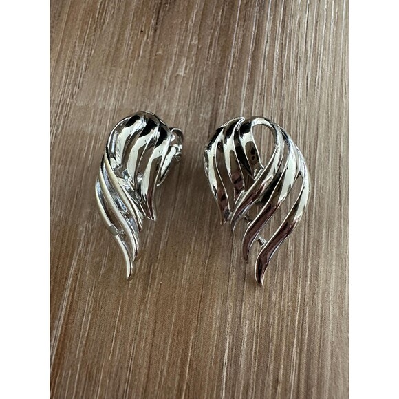 Vintage Coro Silver Clip on Earrings Signed - Picture 1 of 3